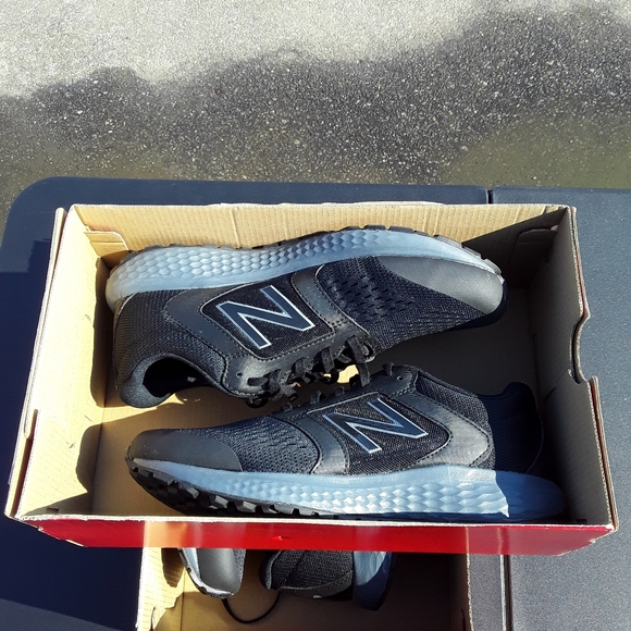 New Balance 520 Comfort Ride Size 9.5 / 11 WIDE MN - Picture 7 of 8